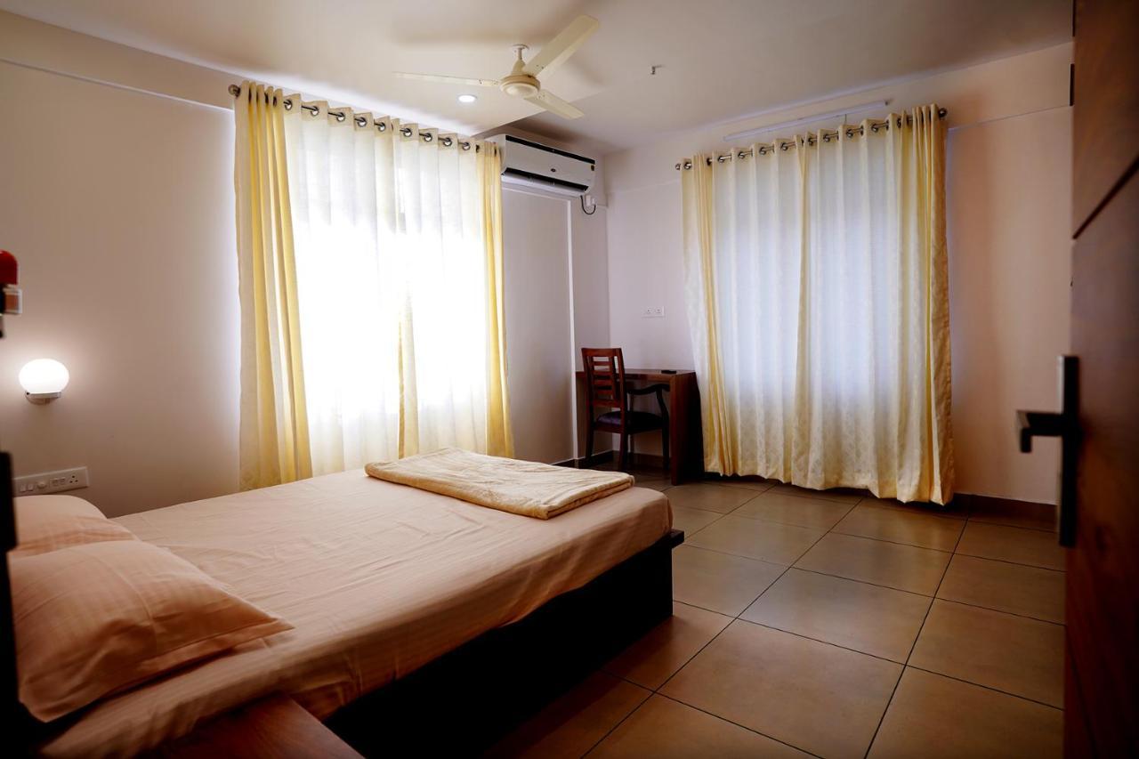 Kadampanattu'S Homestay Kochi Eksteriør billede
