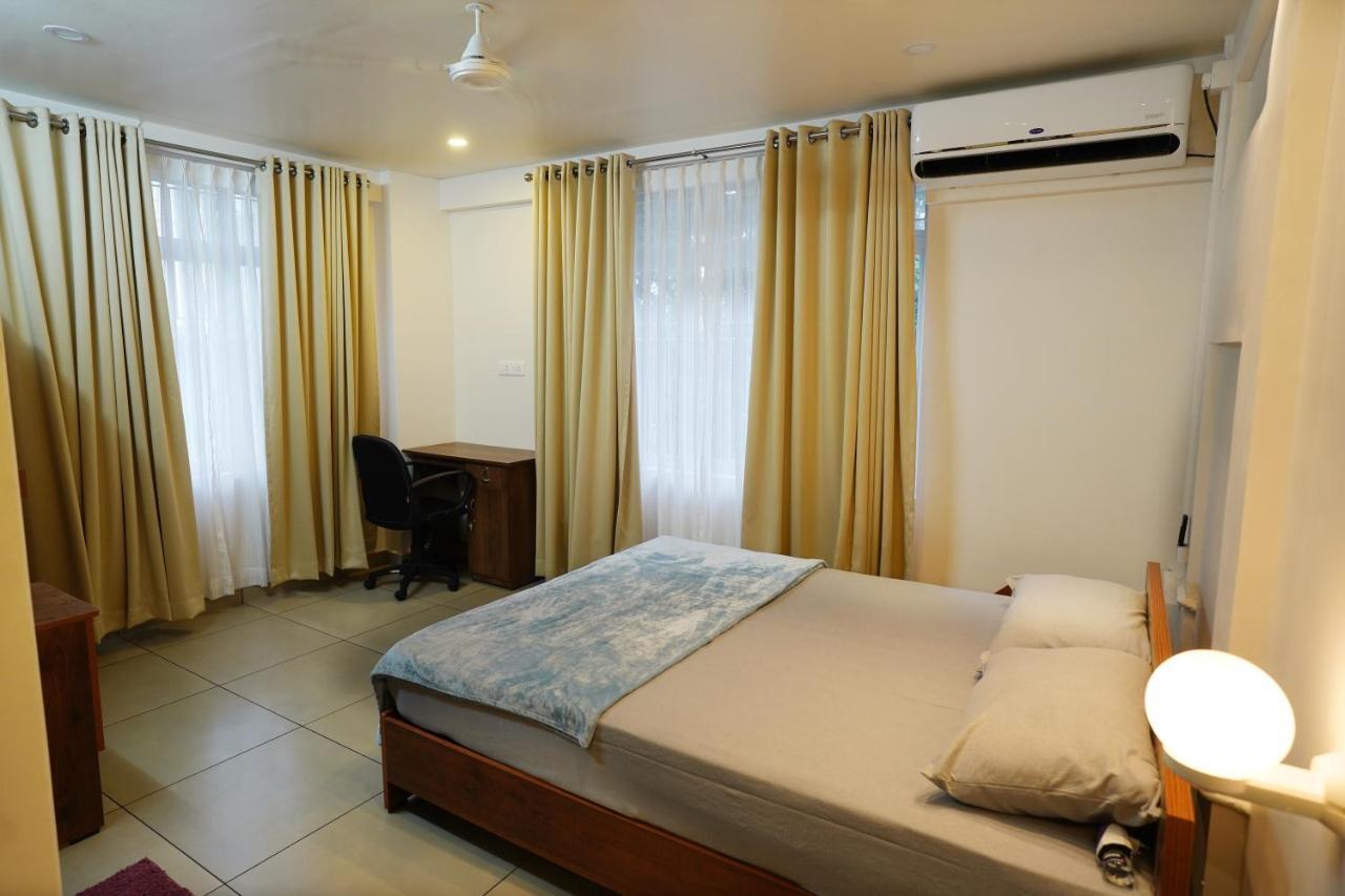 Kadampanattu'S Homestay Kochi Eksteriør billede